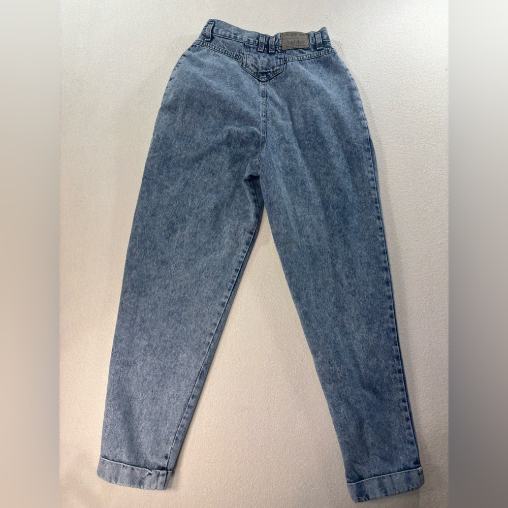 Levi’s 900 Series Womens 10 Vintage High Waist Pleated Tapered Mom Jeans - Picture 2 of 7